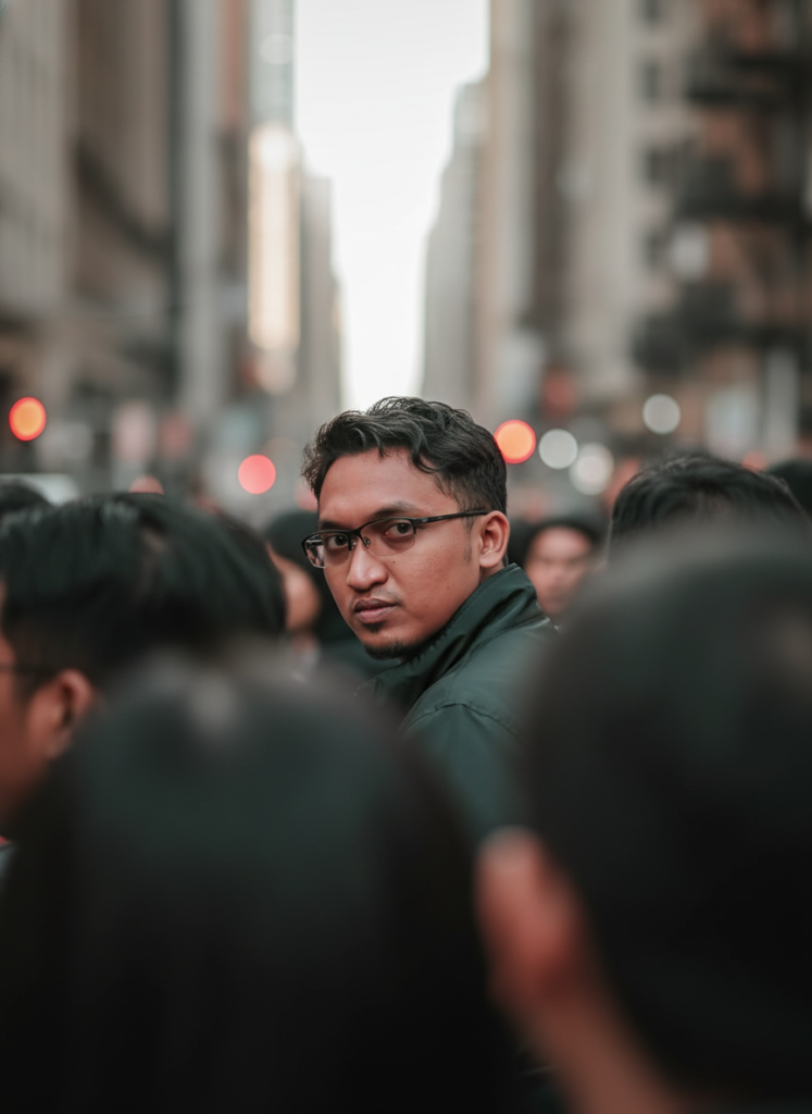 tengah-kerumunan urban-street-from-AI